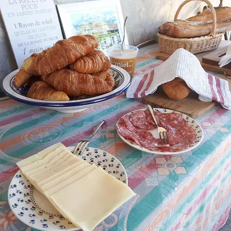 Et D'hotes Le Chene Billault Bed & Breakfast Pouant