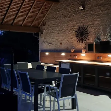 Bed & Breakfast Et D'hotes Le Chene Billault 4*