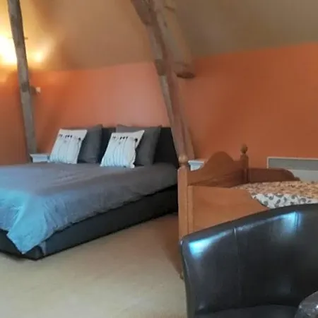 Et D'hotes Le Chene Billault Bed & Breakfast Pouant